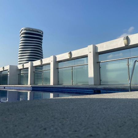 Suites Emporium Гуаякуил Екстериор снимка