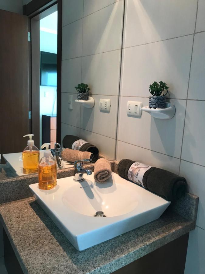 Suites Emporium Гуаякуил Екстериор снимка